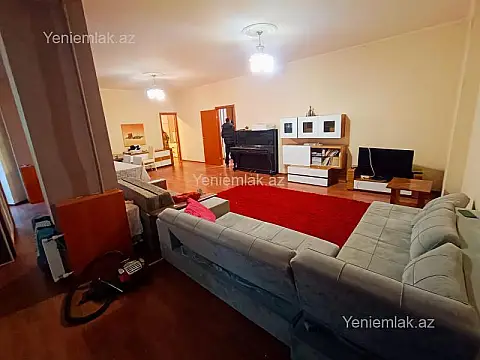 Satılır 3 otaqlı yeni tikili 137 m²