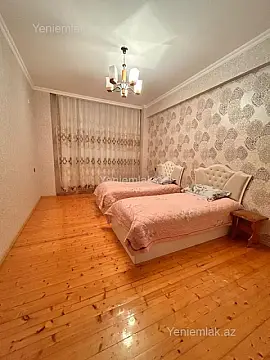 Satılır 5 otaqlı yeni tikili 160 m²