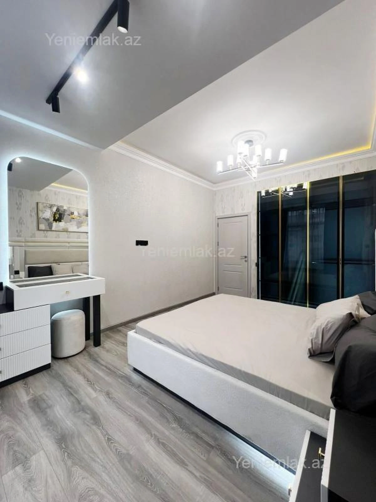Satılır 2 otaqlı yeni tikili 85 m²