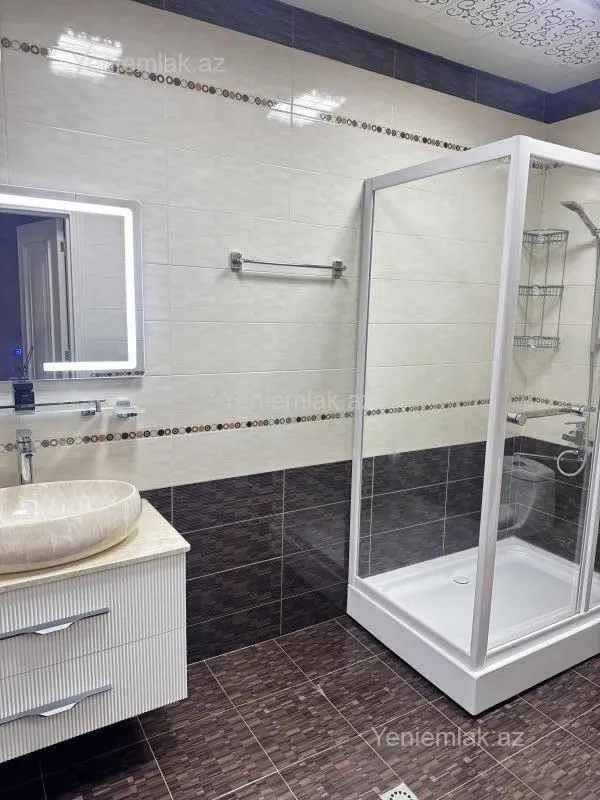 Satılır 3 otaqlı yeni tikili 100 m²