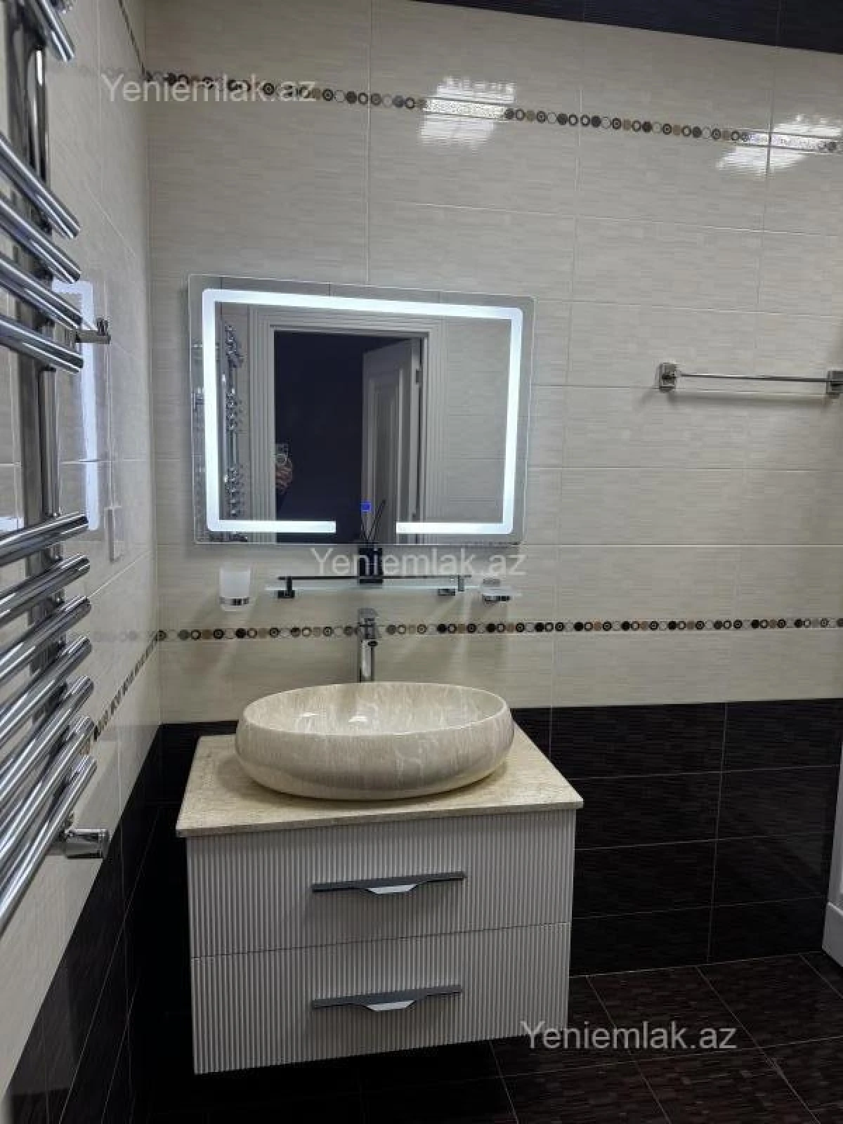 Satılır 3 otaqlı yeni tikili 100 m²