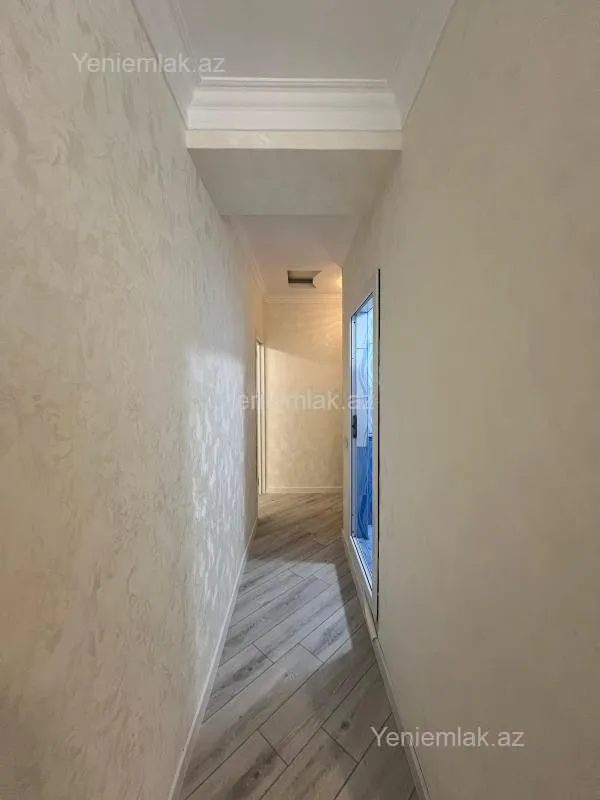 Satılır 3 otaqlı yeni tikili 73 m²