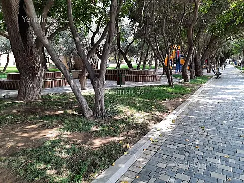 Satılır 3 otaqlı köhnə tikili 75 m²