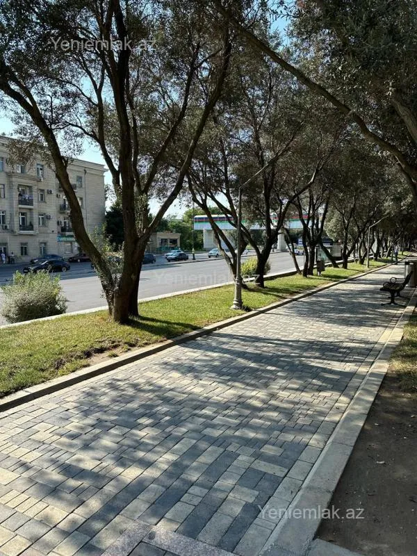 Satılır 3 otaqlı köhnə tikili 75 m²