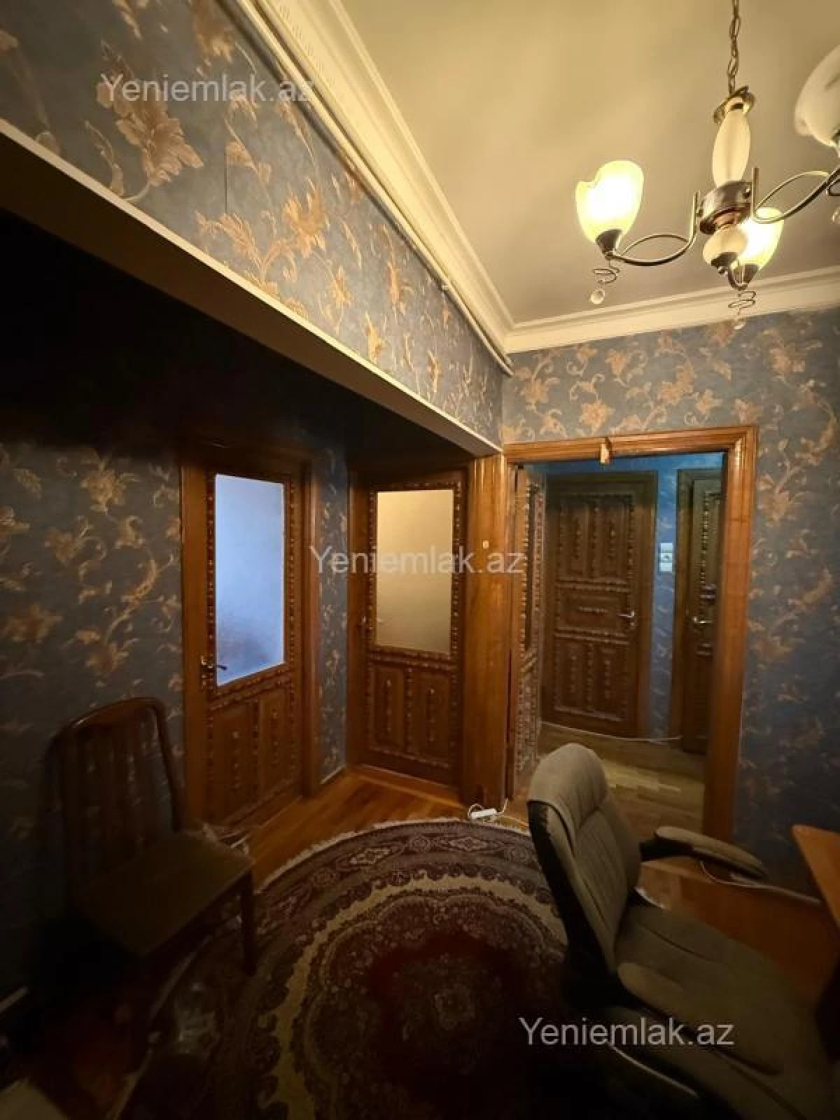 Satılır 3 otaqlı köhnə tikili 75 m²