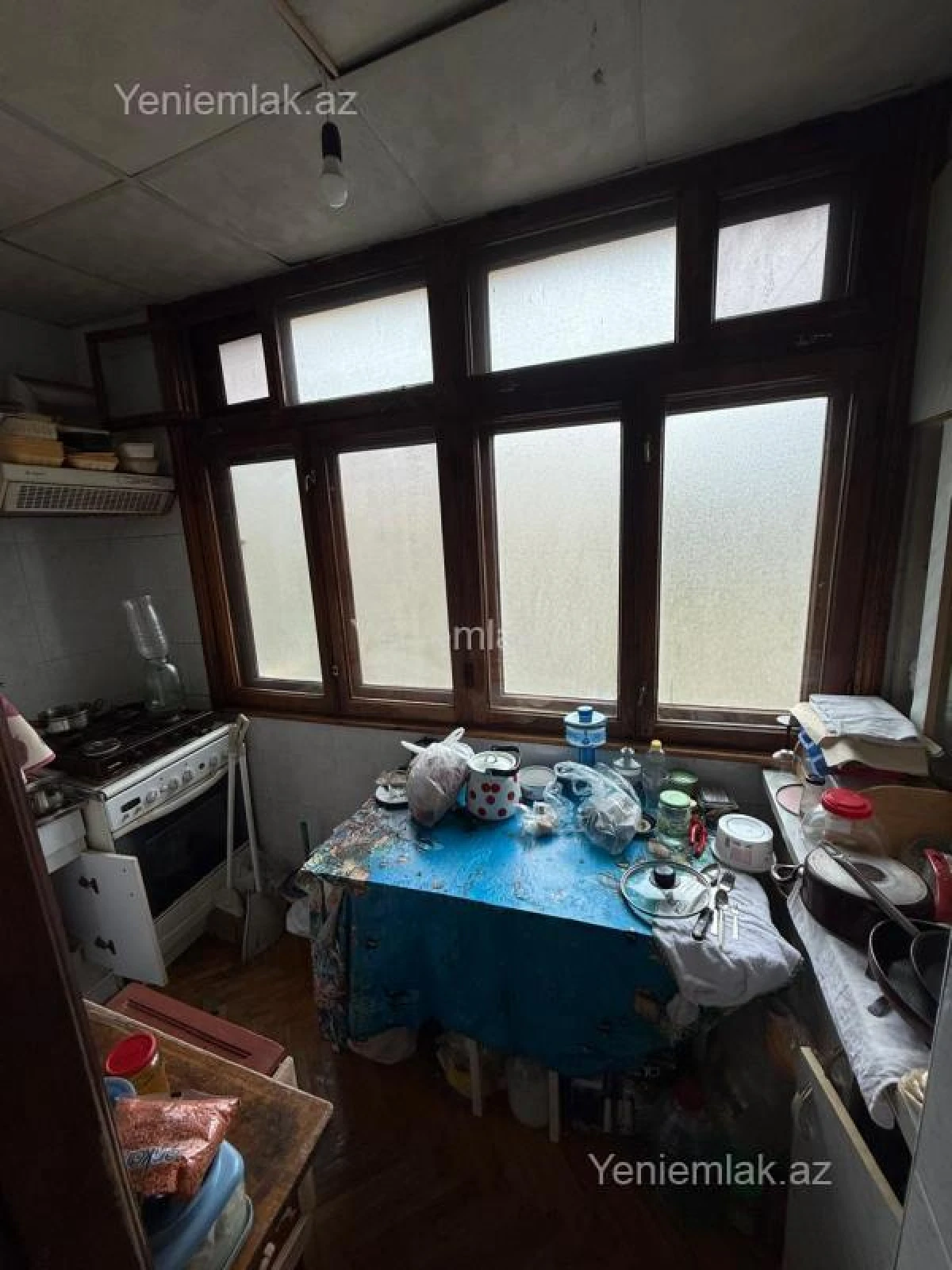 Satılır 3 otaqlı köhnə tikili 75 m²