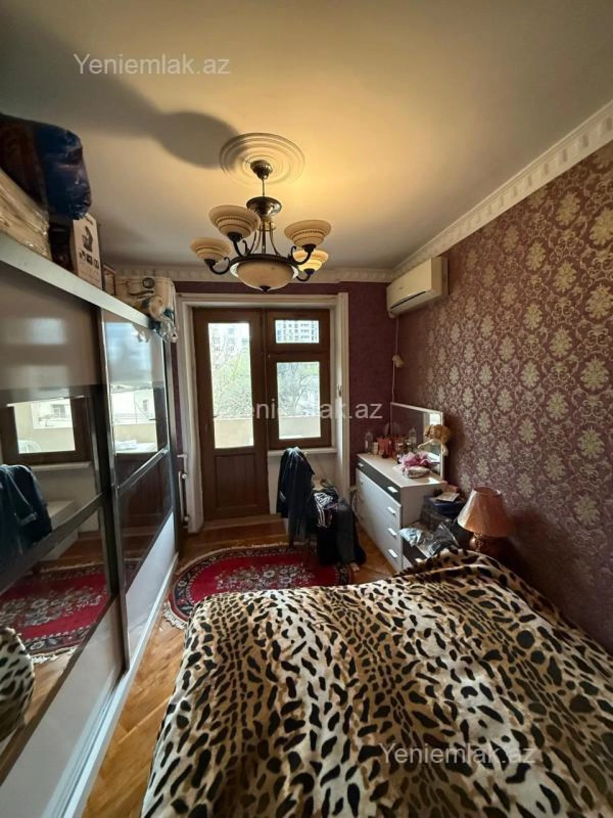 Satılır 3 otaqlı köhnə tikili 75 m²