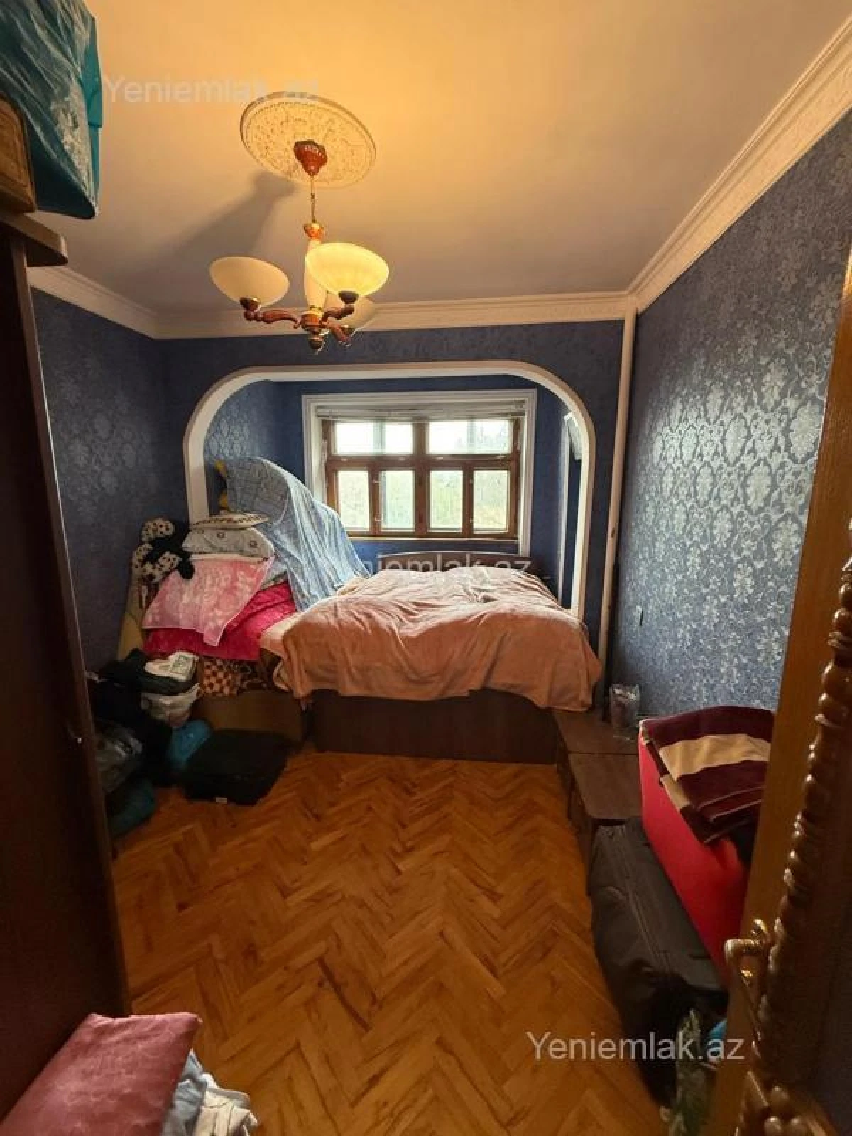 Satılır 3 otaqlı köhnə tikili 75 m²