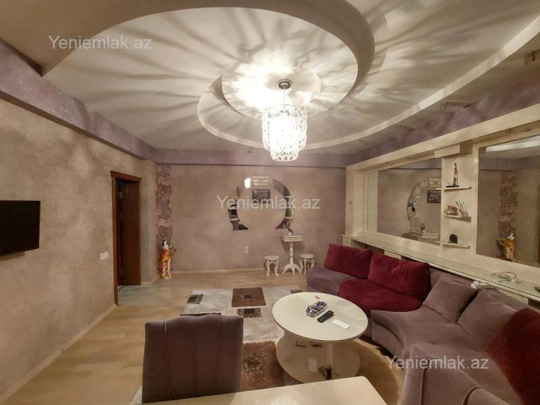 Satılır 3 otaqlı yeni tikili 140 m²