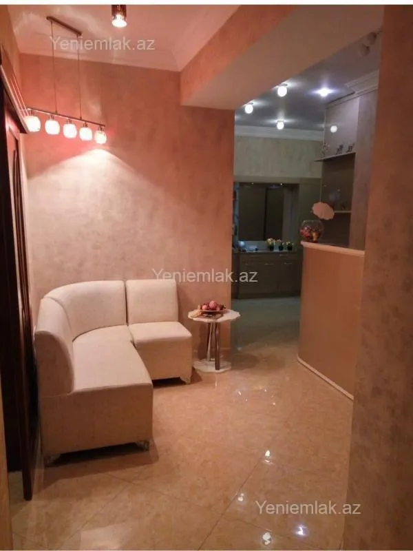 Satılır 3 otaqlı yeni tikili 140 m²