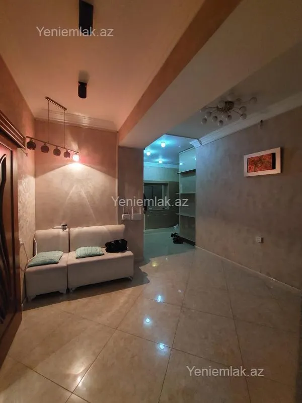 Satılır 3 otaqlı yeni tikili 140 m²