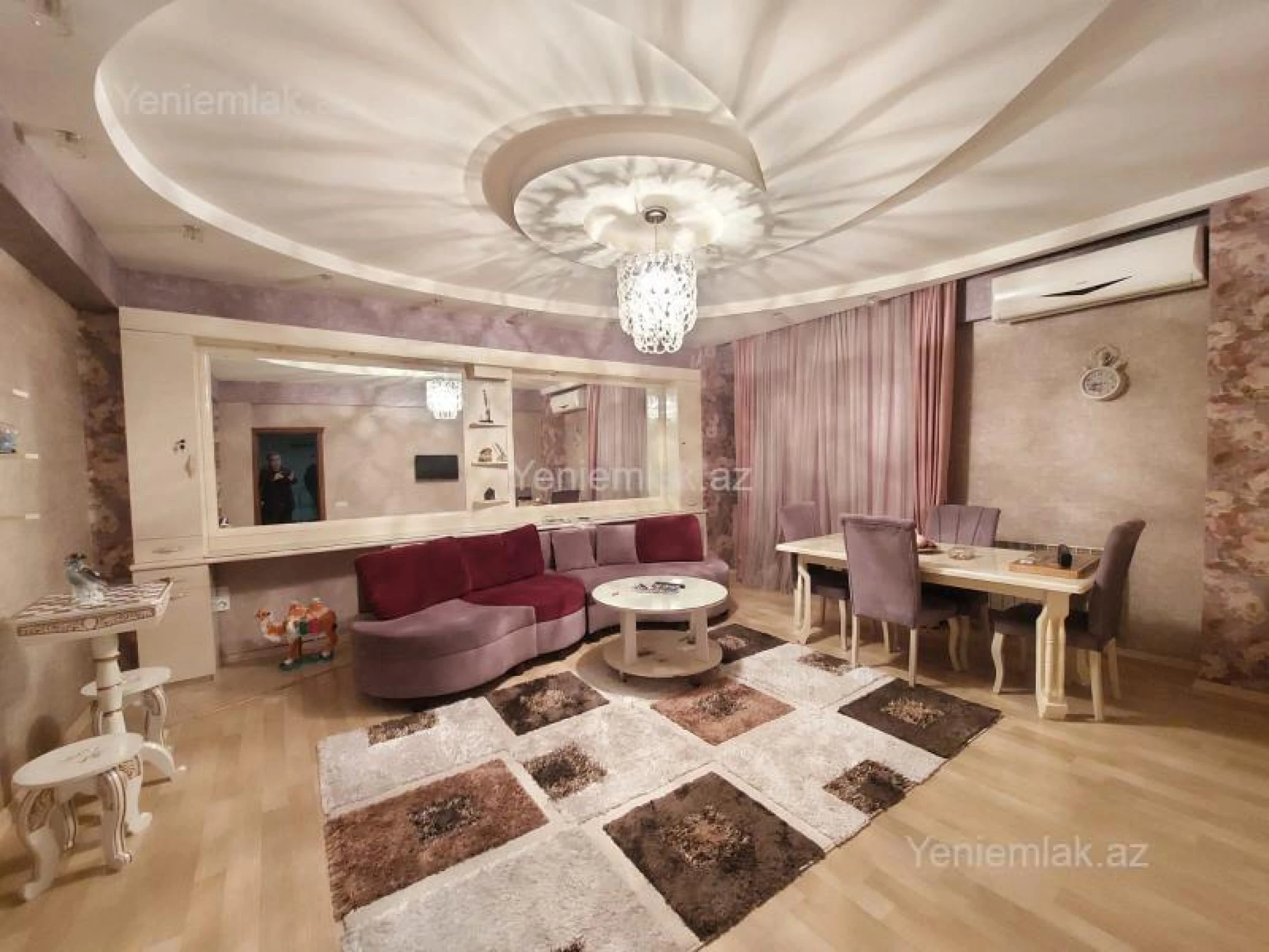 Satılır 3 otaqlı yeni tikili 140 m²