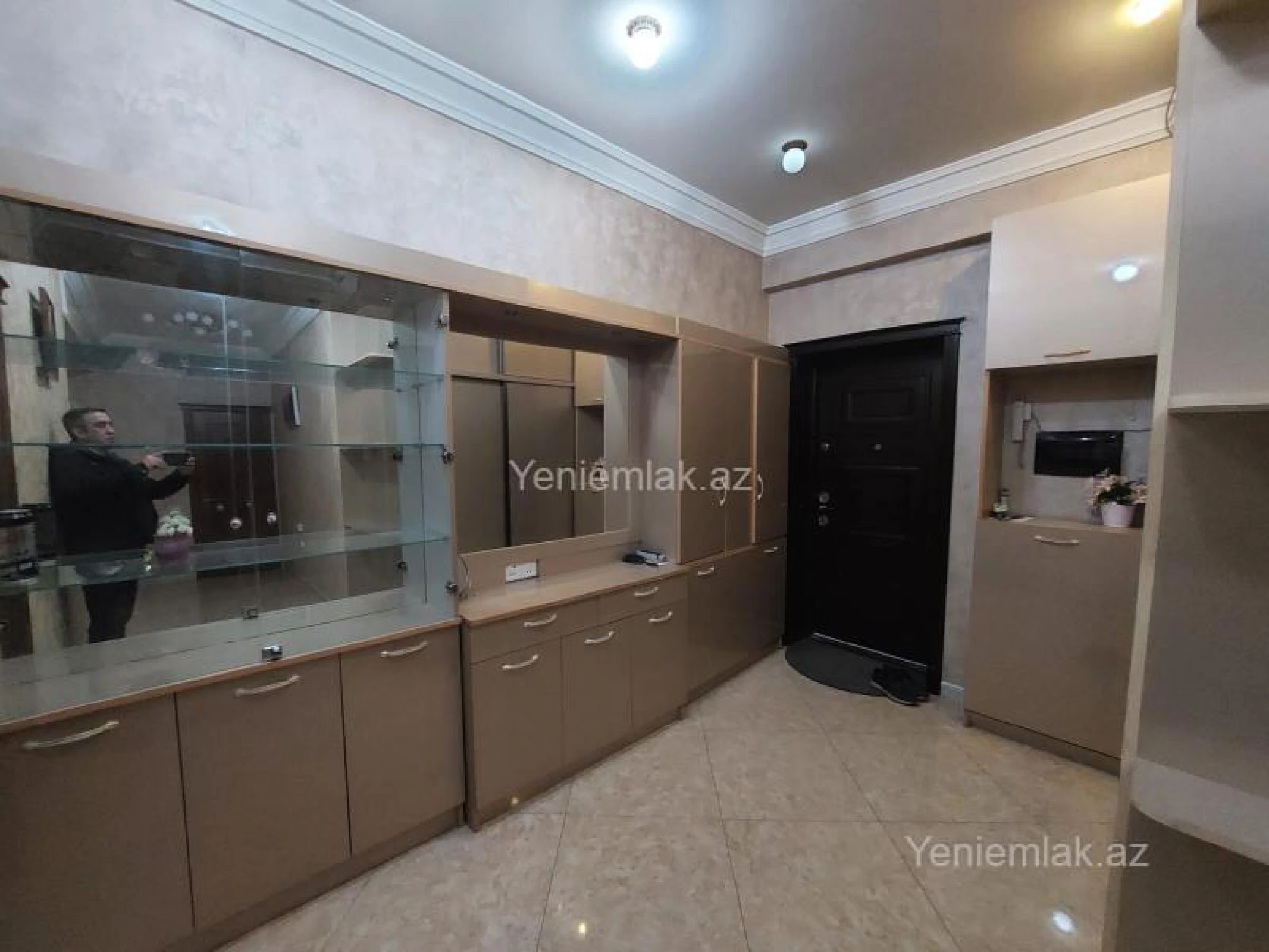 Satılır 3 otaqlı yeni tikili 140 m²