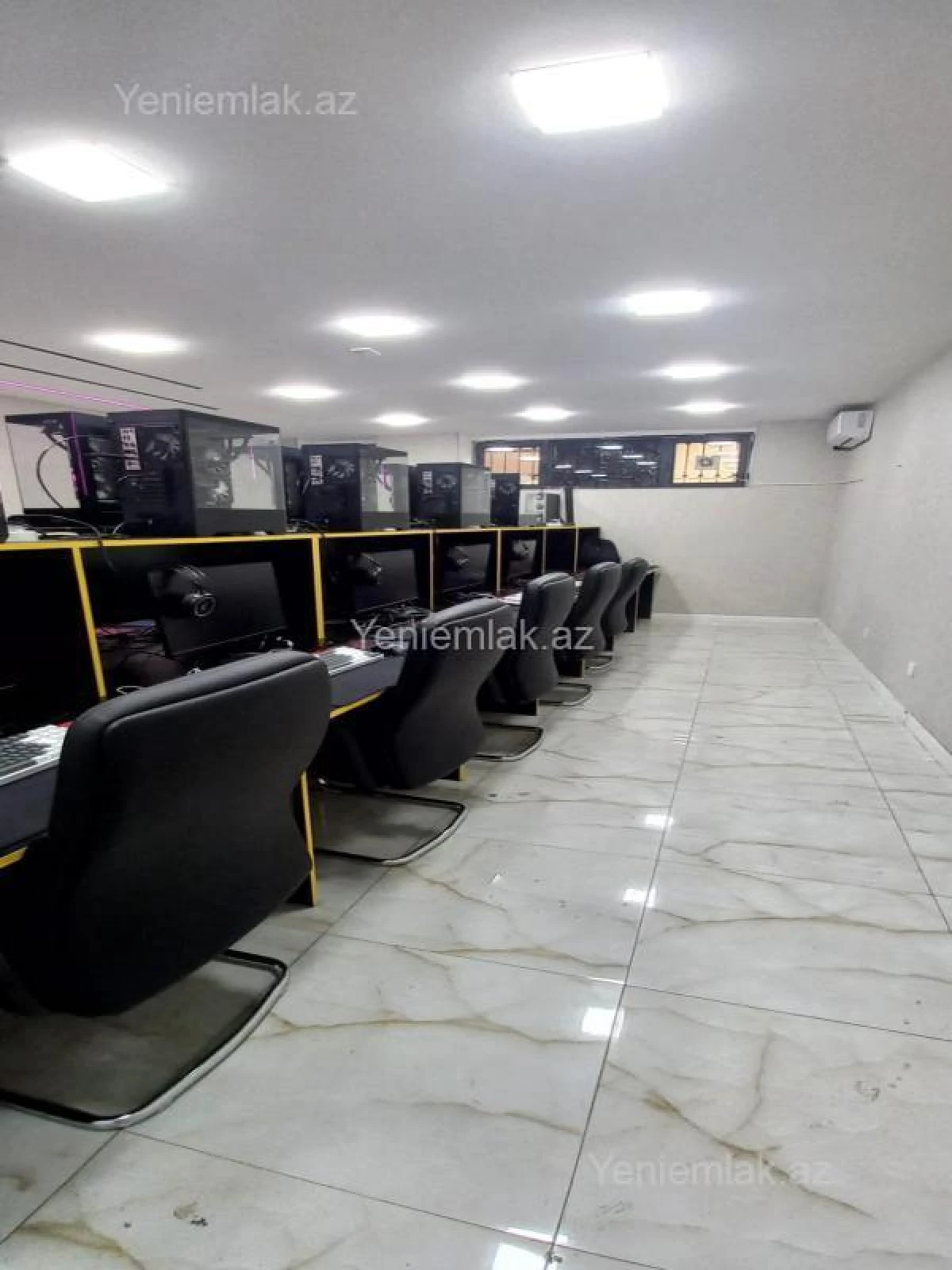 Satılır 3 otaqlı obyekt 101 m²