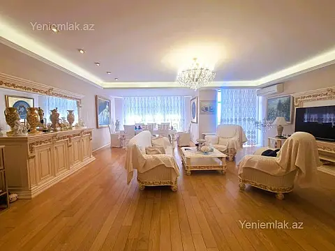 Satılır 4 otaqlı yeni tikili 250 m²