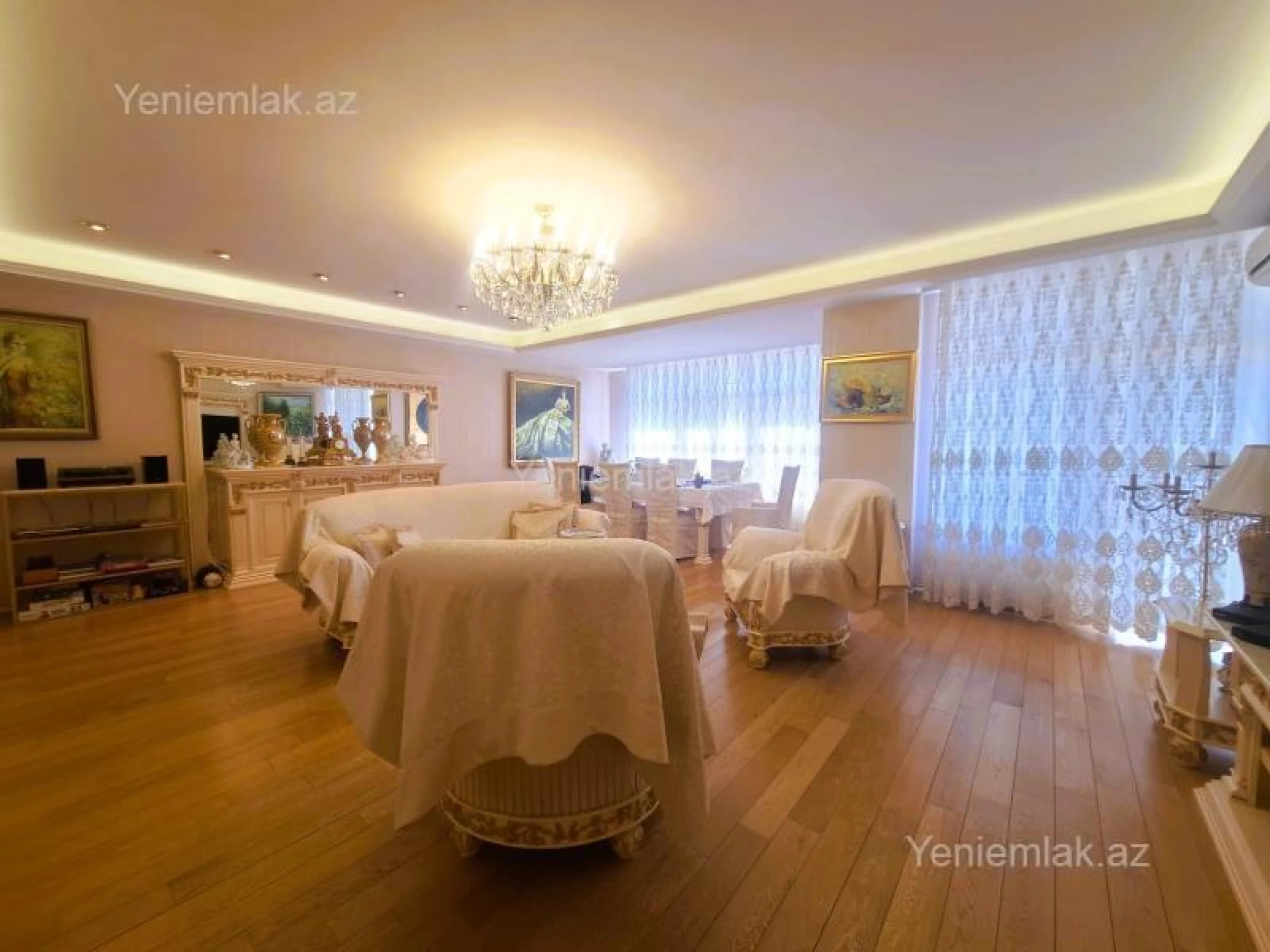 Satılır 4 otaqlı yeni tikili 250 m²