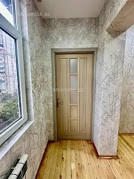 Satılır 2 otaqlı köhnə tikili 45 m²