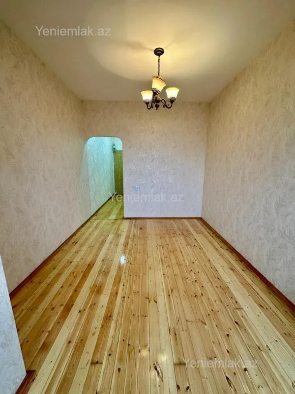 Satılır 2 otaqlı köhnə tikili 45 m²