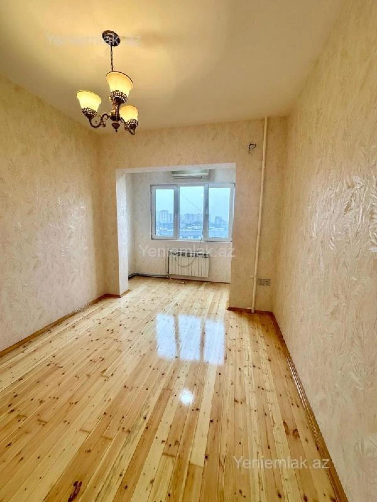 Satılır 2 otaqlı köhnə tikili 45 m²