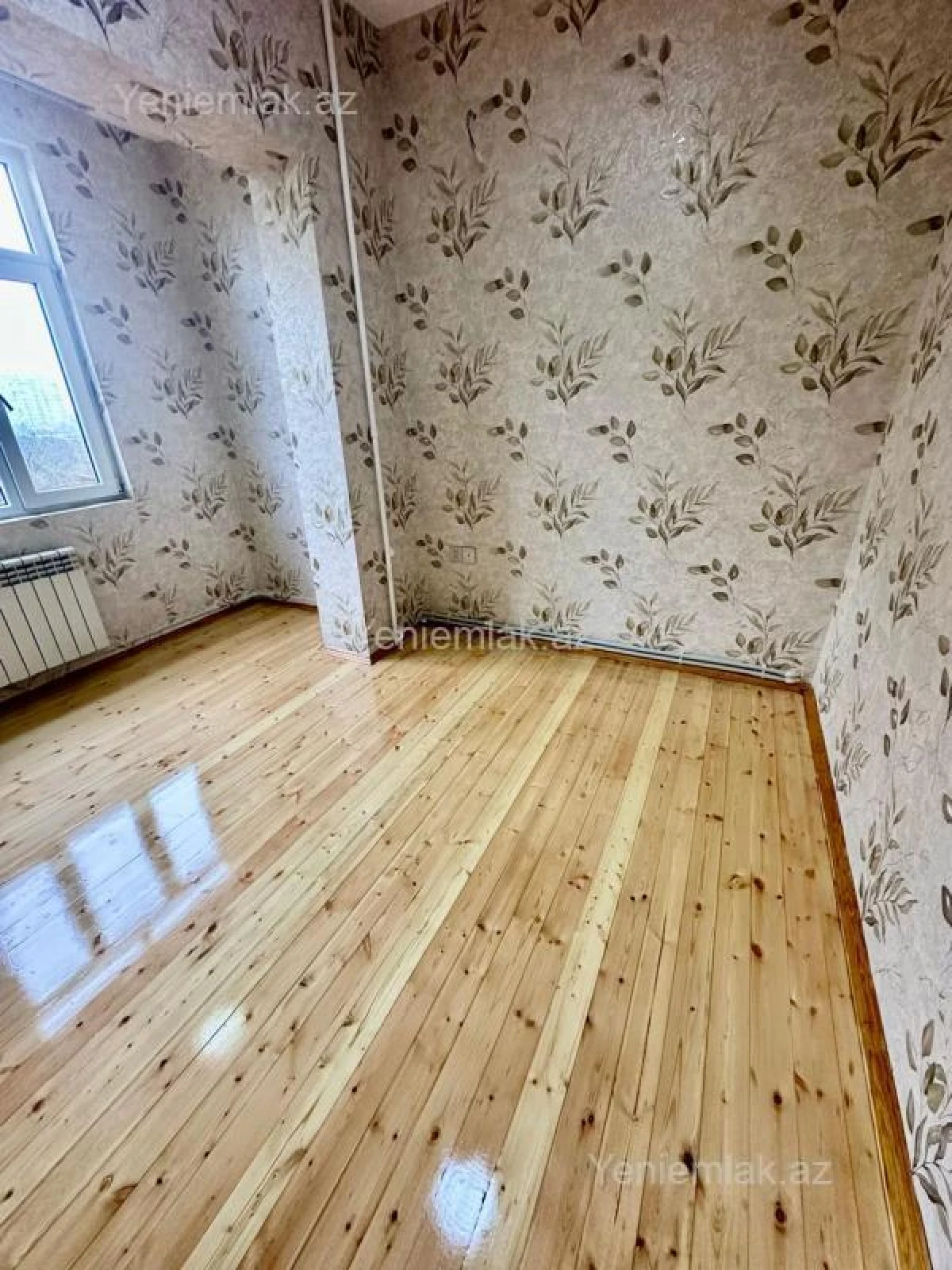 Satılır 2 otaqlı köhnə tikili 45 m²