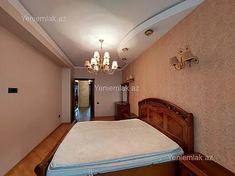 Satılır 4 otaqlı yeni tikili 150 m²