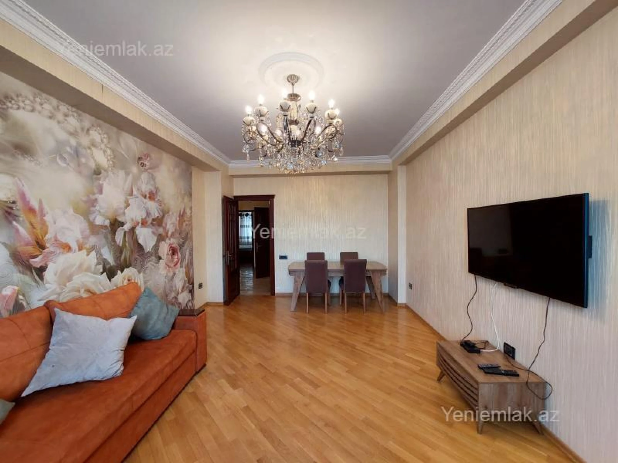 Satılır 4 otaqlı yeni tikili 150 m²