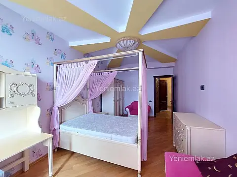 Satılır 4 otaqlı yeni tikili 150 m²