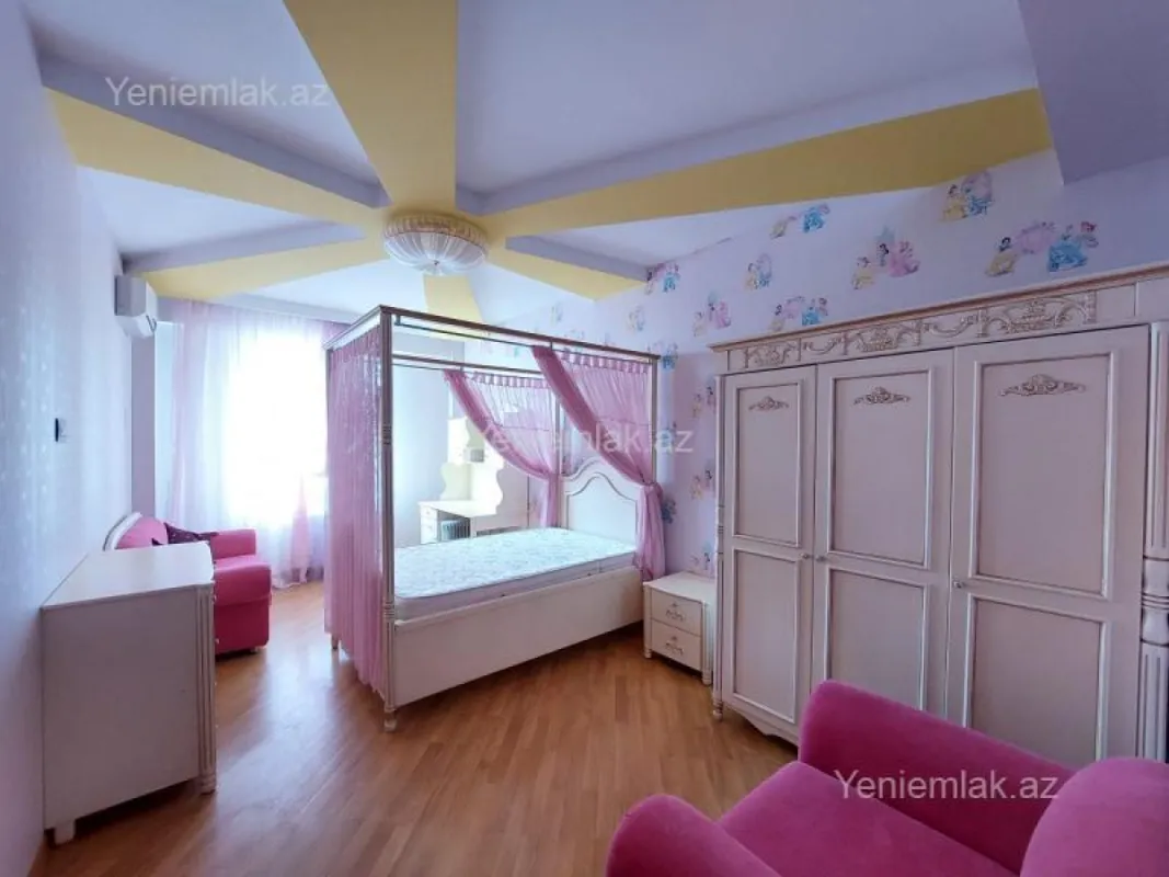 Satılır 4 otaqlı yeni tikili 150 m²