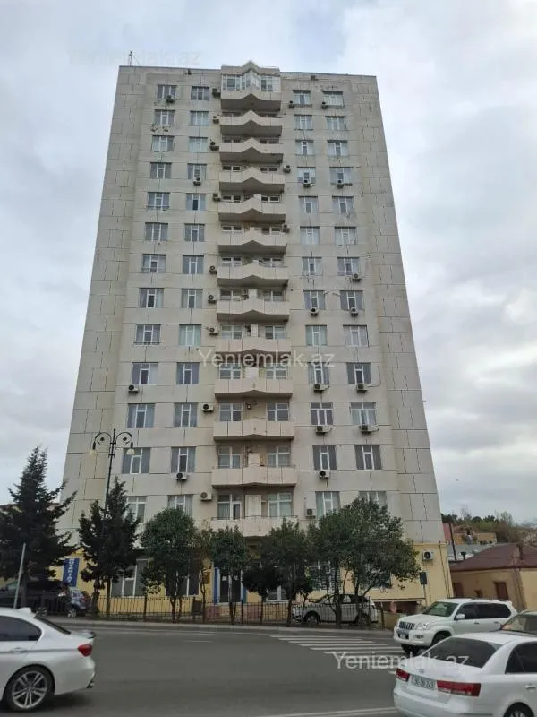 Satılır 2 otaqlı yeni tikili 76 m²
