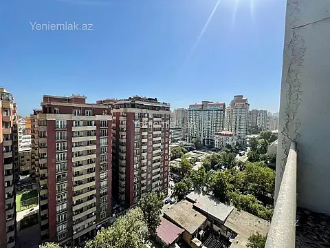 Satılır 4 otaqlı yeni tikili 217 m²