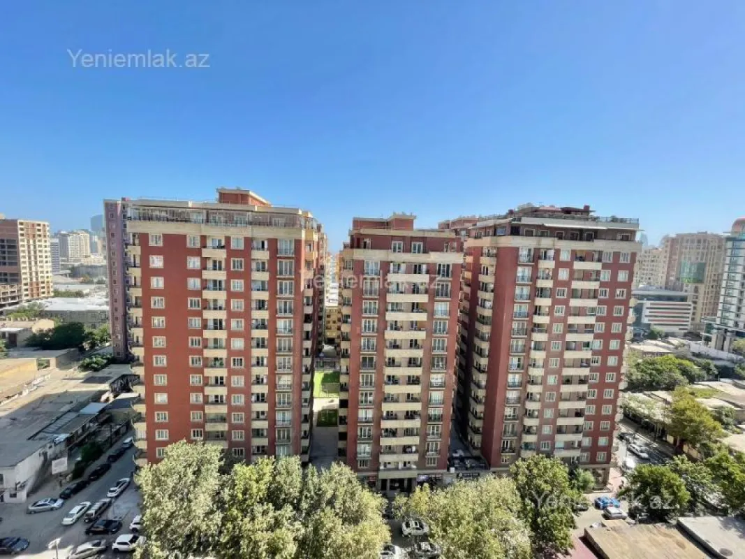 Satılır 4 otaqlı yeni tikili 217 m²