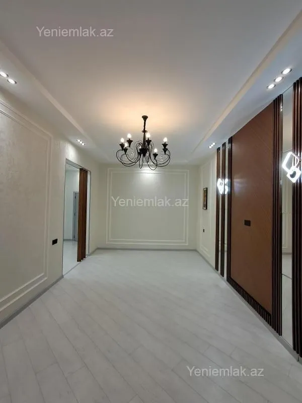 Satılır 4 otaqlı həyət evi 155 m²