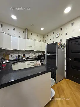 Satılır 3 otaqlı yeni tikili 100 m²