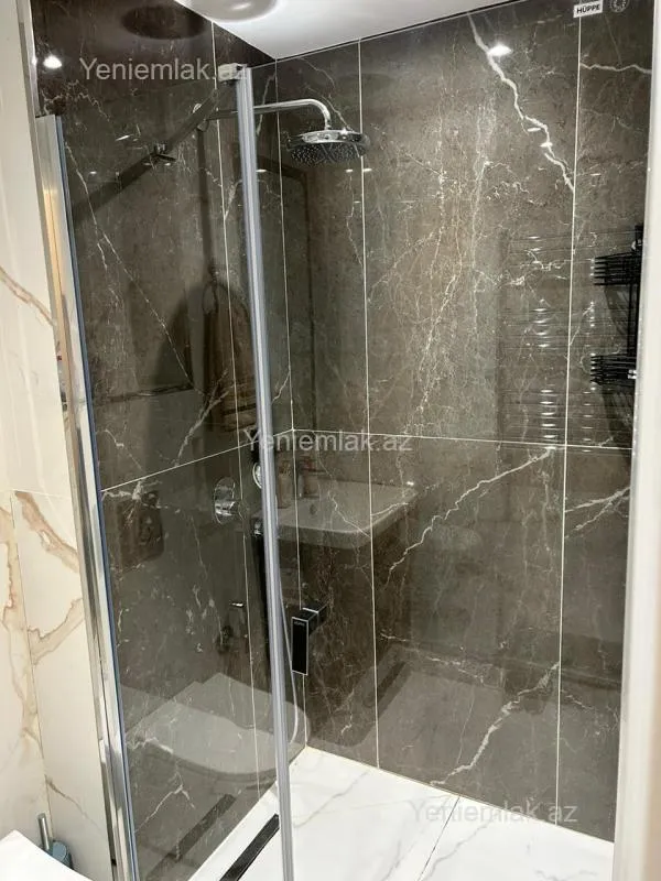 Satılır 3 otaqlı yeni tikili 86 m²