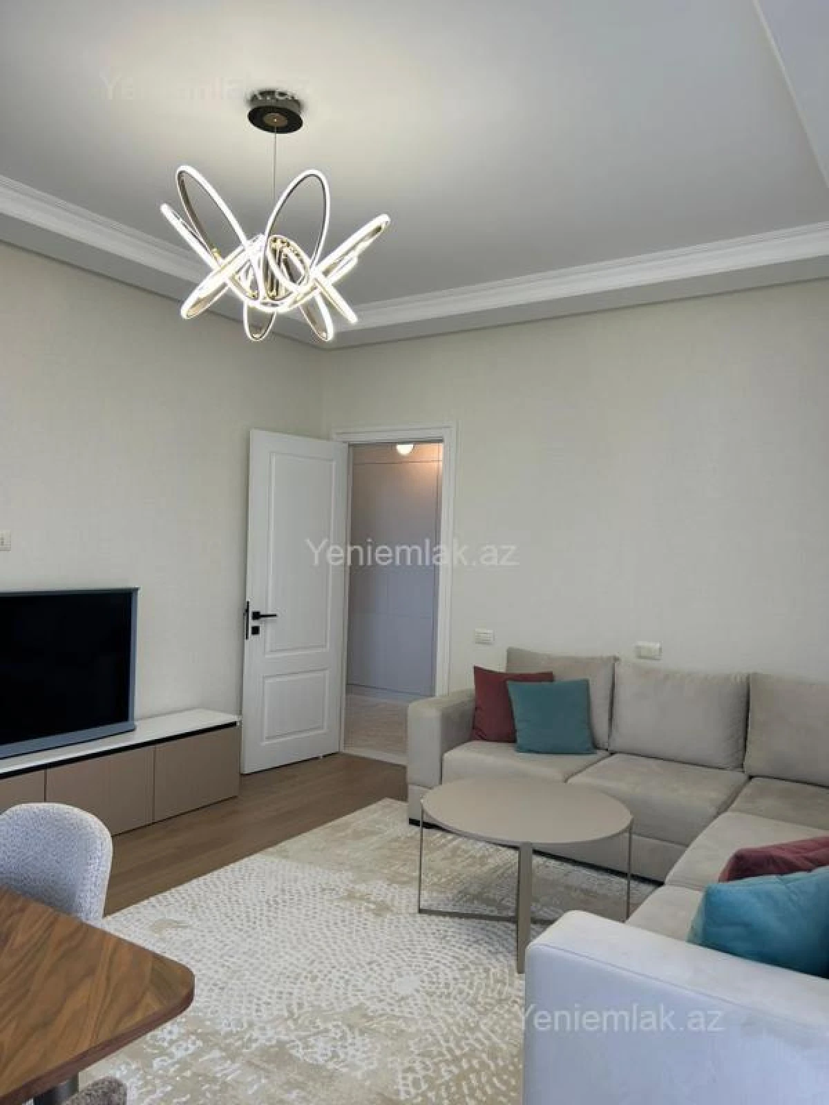 Satılır 3 otaqlı yeni tikili 86 m²