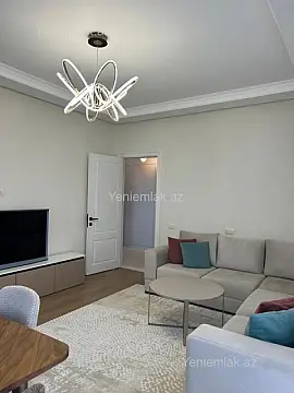 Satılır 3 otaqlı yeni tikili 86 m²