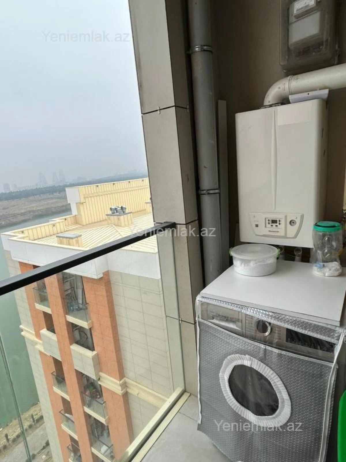 Satılır 3 otaqlı yeni tikili 86 m²