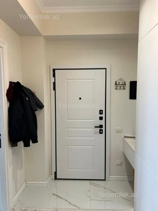 Satılır 3 otaqlı yeni tikili 86 m²