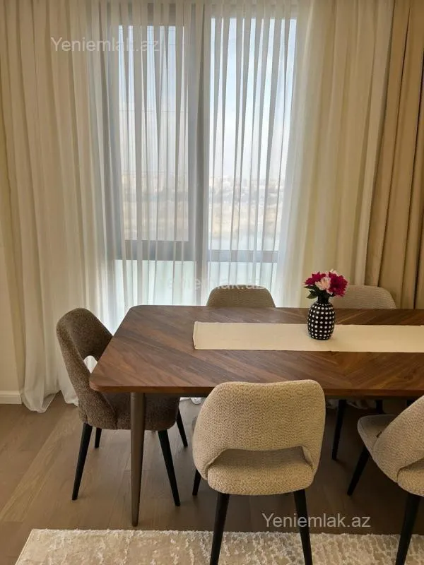 Satılır 3 otaqlı yeni tikili 86 m²