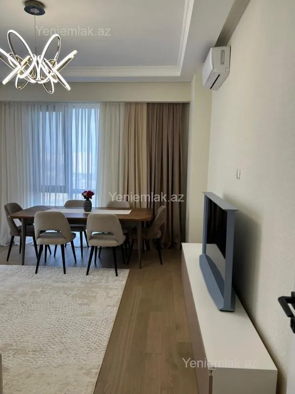 Satılır 3 otaqlı yeni tikili 86 m²