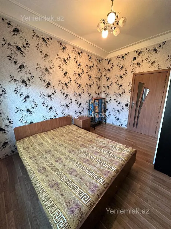 Satılır 2 otaqlı köhnə tikili 50 m²