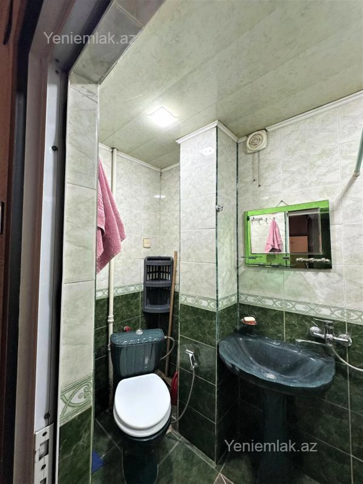 Satılır 2 otaqlı köhnə tikili 50 m²