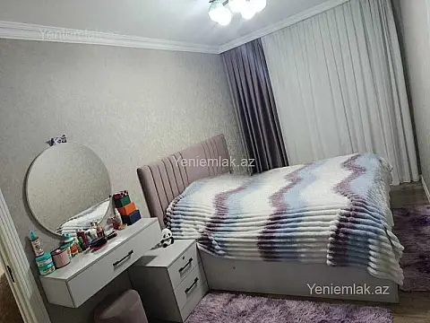 Satılır 2 otaqlı köhnə tikili 55 m²