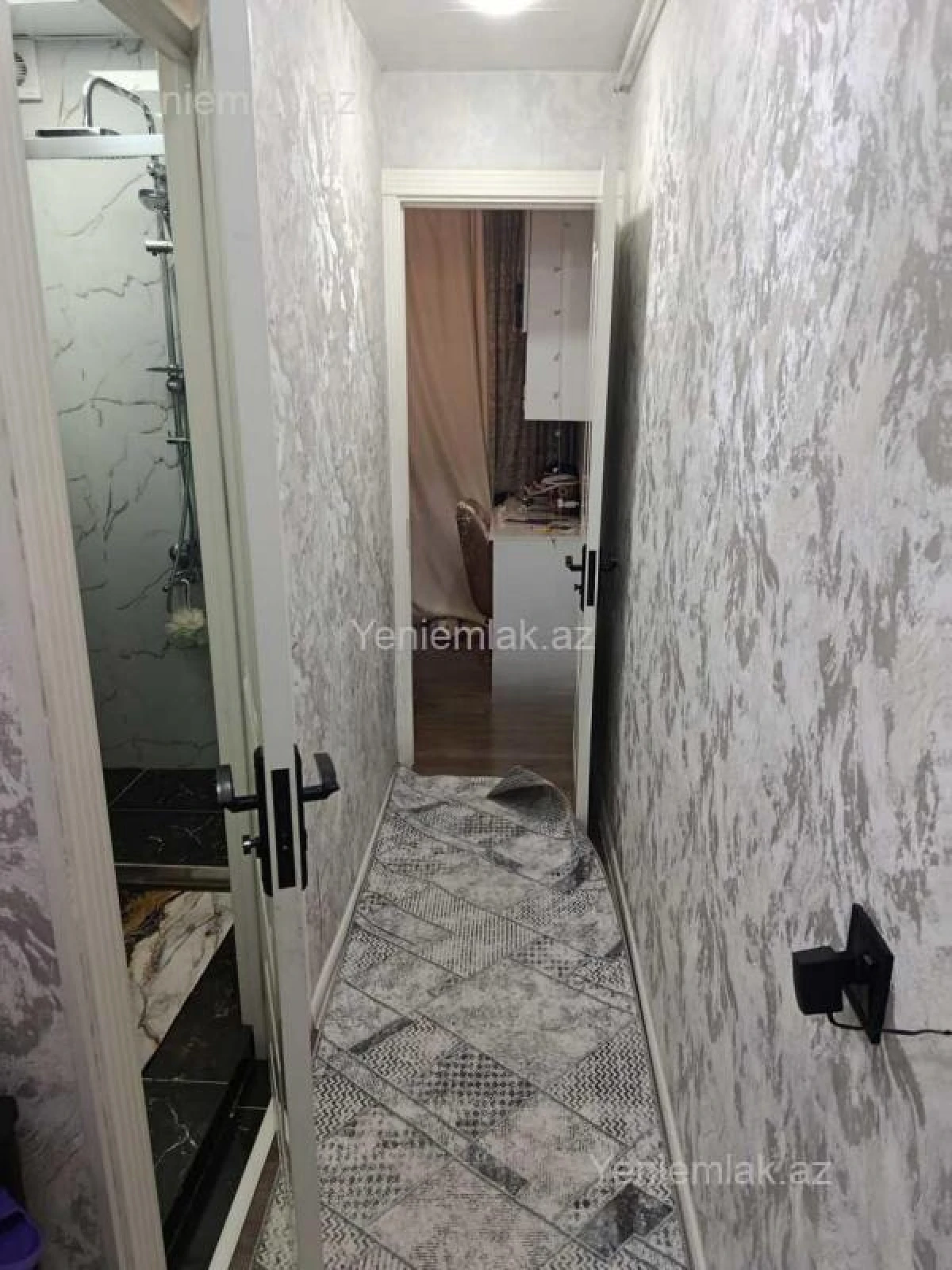 Satılır 2 otaqlı köhnə tikili 55 m²