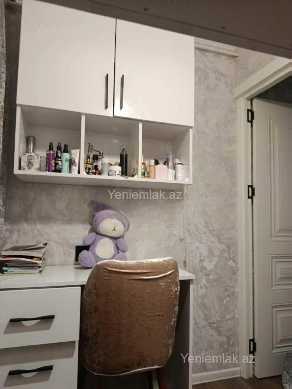 Satılır 2 otaqlı köhnə tikili 55 m²