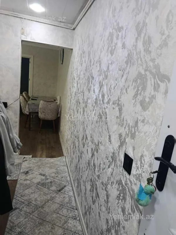 Satılır 2 otaqlı köhnə tikili 55 m²