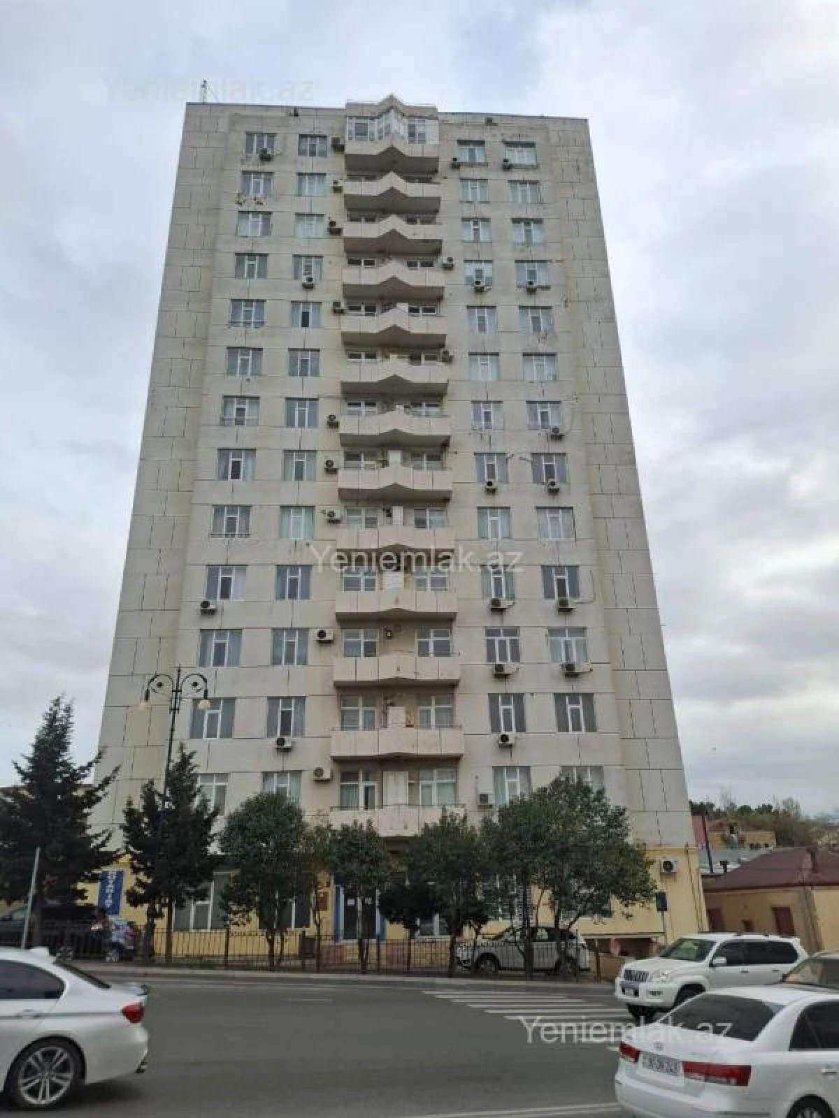 Satılır 2 otaqlı yeni tikili 76 m²