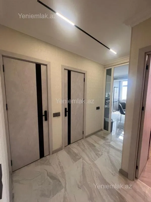 Satılır 2 otaqlı yeni tikili 76 m²