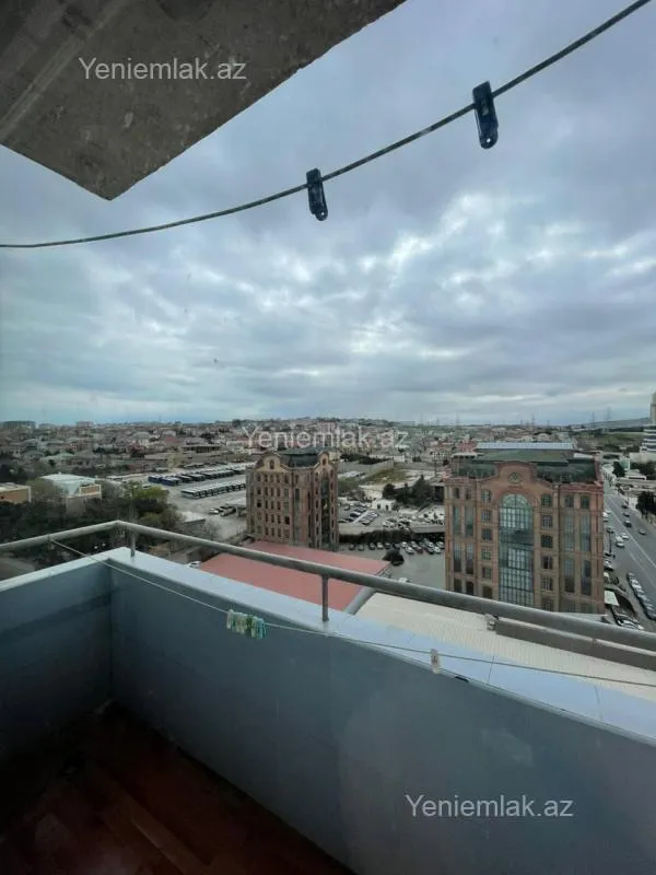 Satılır 2 otaqlı yeni tikili 76 m²