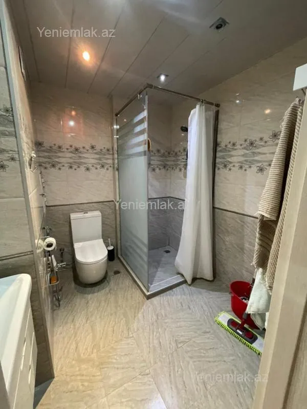 Satılır 2 otaqlı yeni tikili 76.5 m²